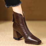CLAUDIA | LUXURIOSE STIEFELETTEN MIT MITTLEREM  ABSATZ – Braun