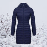 Greta | Wintermantel Damen Ultraleichter Langer Gesteppter Parka mit Kapuze – Marine