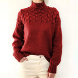 Wulfrun | Damen Strickpullover Rollkragen Zopfmuster – Rot